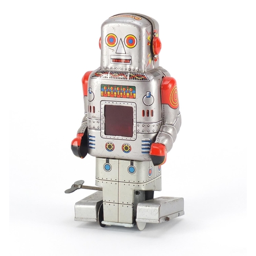 359 - Japanese tin plate clockwork robot by SY, 17.5cm high