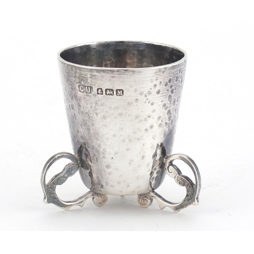 904 - Arts & Crafts silver liquor cup by The Usher Manufacturing Co, Birmingham 1936, 5.5cm high, 59.5g
