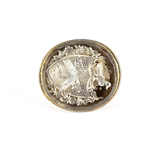 995 - Antique unmarked gold intaglio quartz seal fob, engraved with a coat of arms, 3cm high, 9.6g