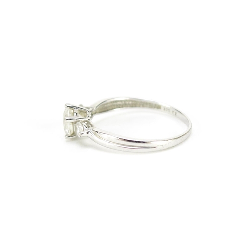 2814 - 9ct white gold cubic zirconia ring, size P, 1.6g