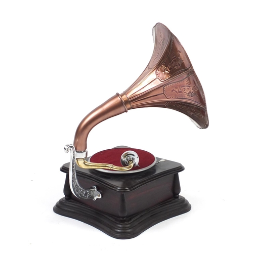 2113 - Retro Victrola gramophone with copper horn