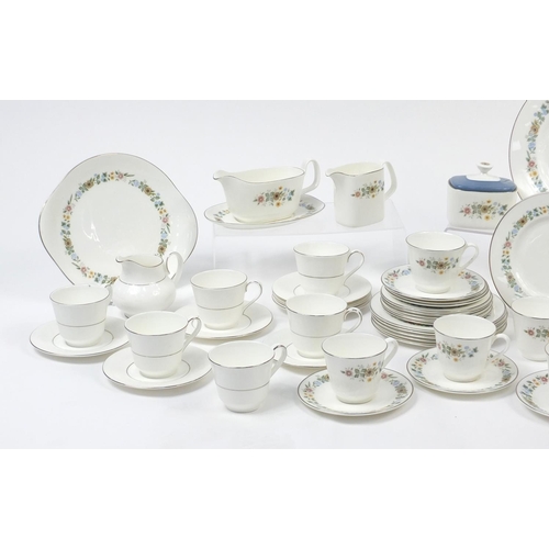 621 - Dinner and teawares including Hedgerow, Royal Doulton Lace Point and Royal Doulton Pastorale