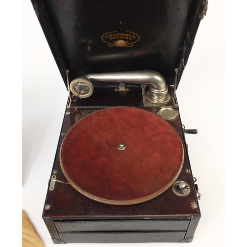 602 - Vintage Columbia Grafonola gramophone