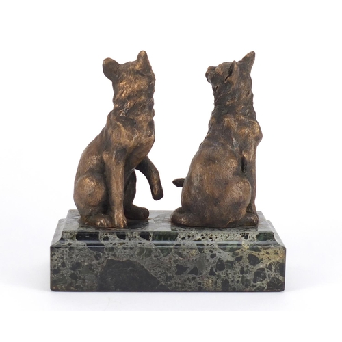 2427 - Bronzed study of two kittens raised on a rectangular  marble base, 17.5cm high