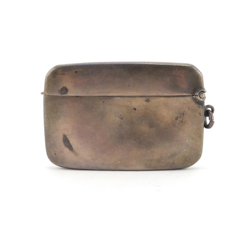 2642 - Rectangular silver vesta with hinged lid, hallmarked London 1919, 6.5cm in length, 41.4g