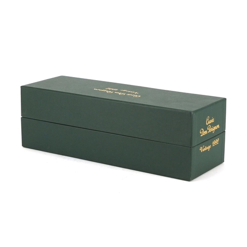 2194 - Bottle of vintage 1992 Moët & Chandon Dom Perignon, housed in a sealed box
