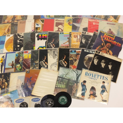 2542 - Vinyl LP's and singles including Beatles White Album numbered 0125070, Fairport Convention, Elvis Pr... 