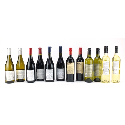 2453 - Twelve bottles of red and white wine, six pairs including The Patriots Merlot, Pinot Noir, Shiraz, C... 