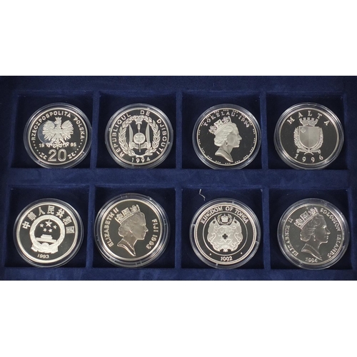 2722 - Fifteen silver proof Olympic Games commemorative coins with certificates including sportsmen, long d... 
