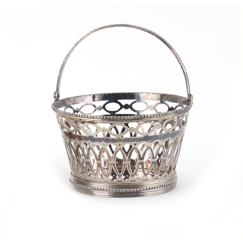 2629 - Victorian silver basket with swing handle and pierced decoration, London import marks 1894, 10cm hig... 
