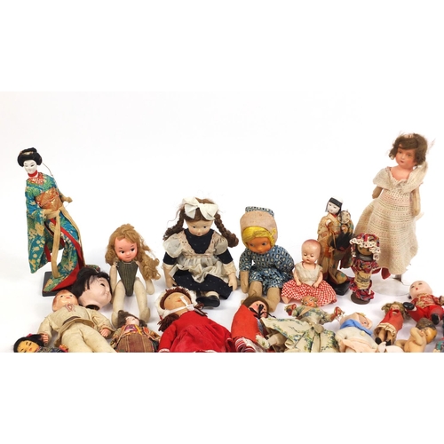 667 - Collection of vintage costume dolls