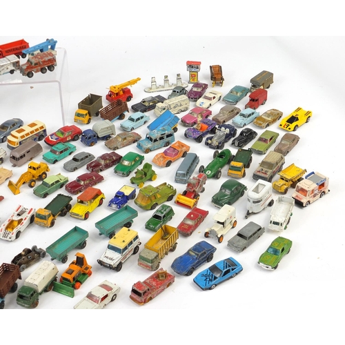 636 - Mostly vintage Matchbox die cast vehicles