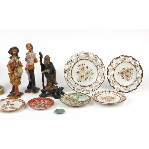 677 - Decorative figures and plates including Italian pottery figures, carved onyx Chinese figures and thr... 