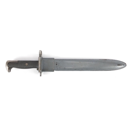 2484 - American Military interest 1943 MI bayonet with scabbard by Oneida, 40.5cm in length