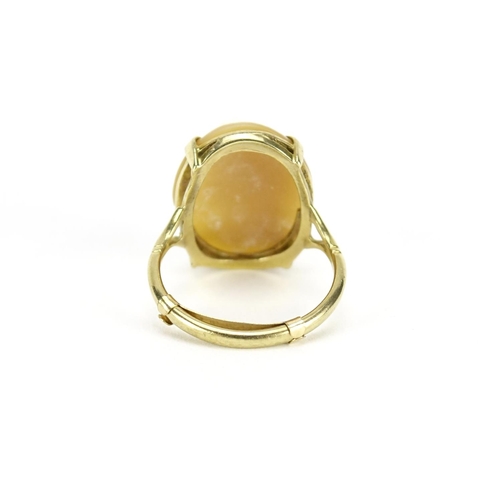 2588 - 9ct gold cameo maiden head ring, size R, 6.0g