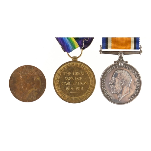 2476 - British Military World War I pair with Imperial service badge and commemorative medallion, the pair ... 