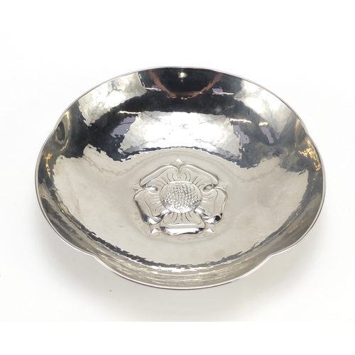 2354 - Keswick pewter bowl embossed with a Tudor Rose, numbered Y48 to the base, 21cm in diameter