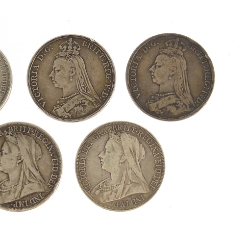 194 - Seven William IV and later crowns comprising dates 1821,1889, 1889, 1891, 1893, 1896 and 1900