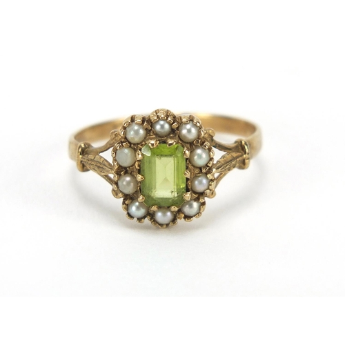 662 - 9ct gold peridot and seed pearl ring, size O, 1.8g