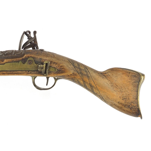 295 - Antique flint lock blunderbuss with engraved barrel, 51cm length