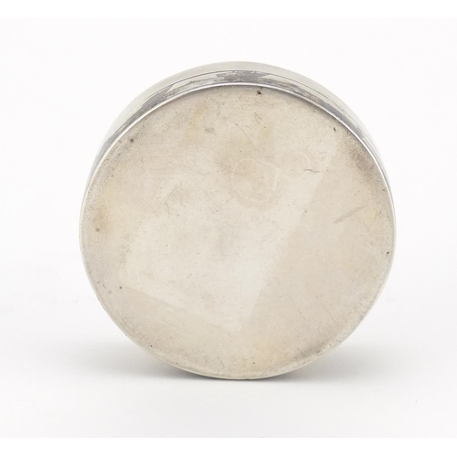 618 - Iraqi circular silver niello work compact, 5.2cm in diameter, 61.2g