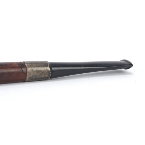 251 - Commemorative Boer War treen pipe, 13cm in length