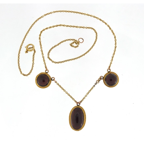 649 - Antique unmarked gold cabochon garnet necklace (tests as 15ct gold), 40cm in length, 8.0g