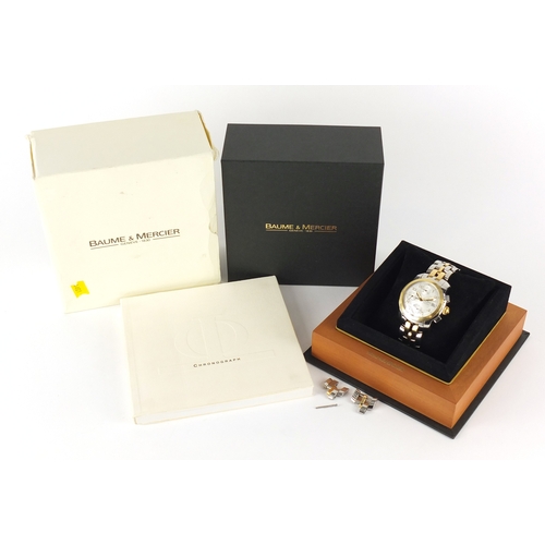 717 - Gentleman's Baume & Mercier Geneve automatic chronometer wristwatch with box and paperwork, the case... 