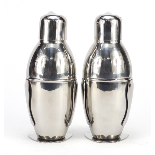 2176 - Pair of novelty cocktail shakers in the form of penguins, each 19cm high