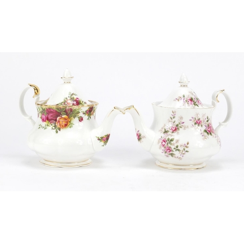 2086 - Two Royal Albert teapots comprising Old Country Roses and Lavender Rose, each 14cm high