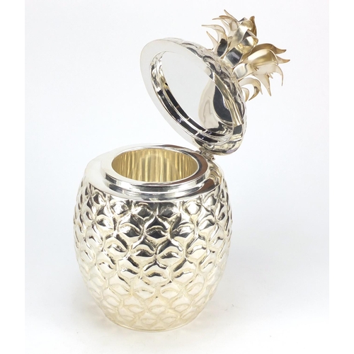 2080 - Novelty silver plated ice bucket in the form of a pineapple, 33cm high