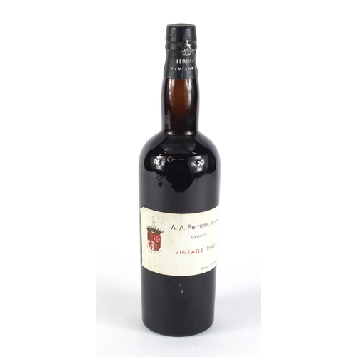 2120 - Bottle of 1945 A A Ferreia vintage port