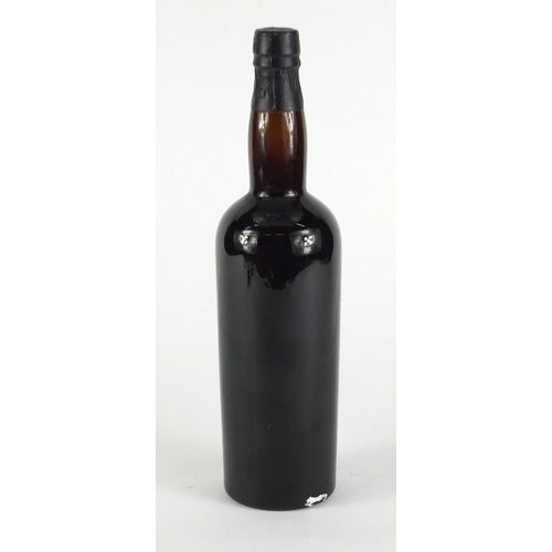 2120 - Bottle of 1945 A A Ferreia vintage port