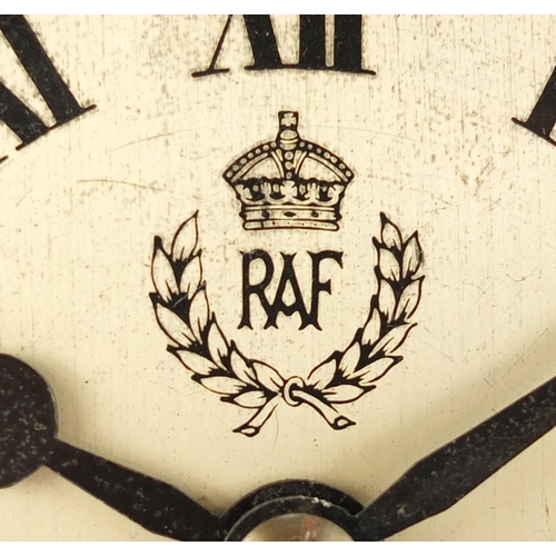 87 - British military World War II RAF Officer's mess clock housed in an oak case, the movement stamped S... 