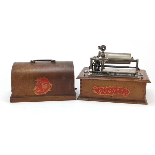 90 - Pathe Coquet walnut cased phonograph, 26.5cm wide