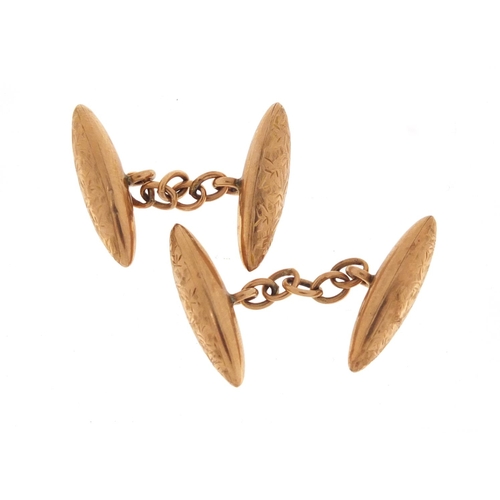 2589 - Pair of 9ct gold cufflinks, 2.8g