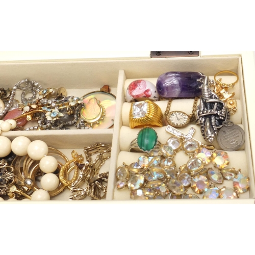 2627 - Costume jewellery including cameos, amber coloured beads, necklaces, bracelets, brooches, earrings a... 