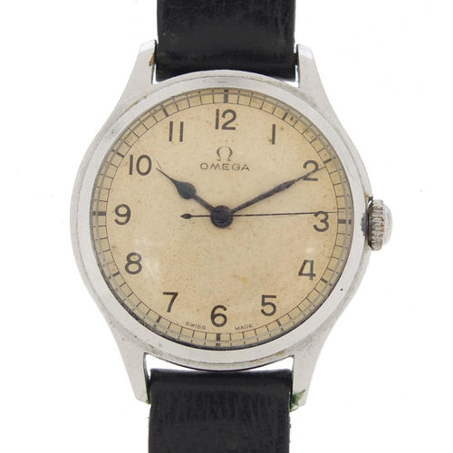 793 - Vintage gentleman's Omega Pilots type wristwatch, the case 34mm in diameter excluding the crown