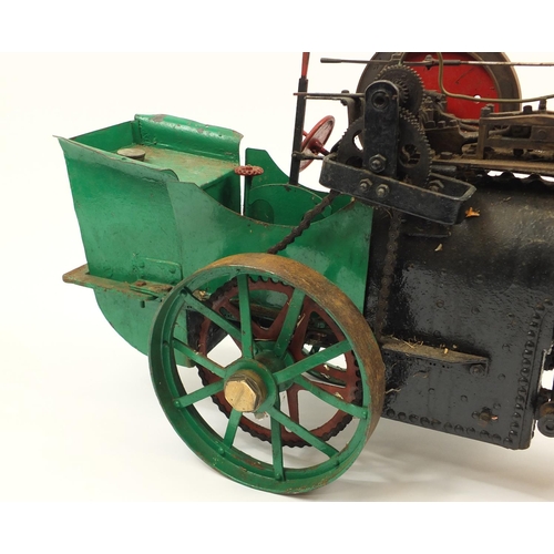 141 - Large coal fired traction engine, 99cm in length