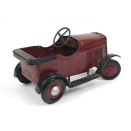 154 - Vintage Leeway child's pedal car, 78cm in length