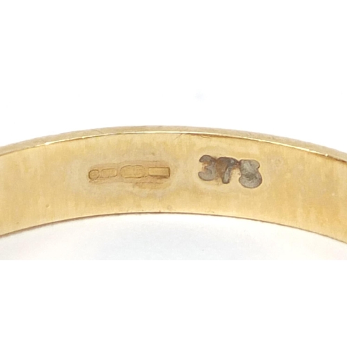 2542 - 9ct two tone gold ring, size W, 1.5g