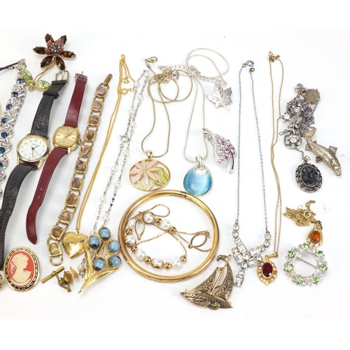 2817 - Costume jewellery including brooches, necklaces, bracelets and wristwatches