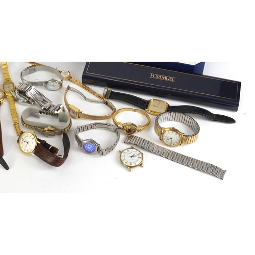 2785 - Wristwatches and costume jewellery including Sekonda and Avia