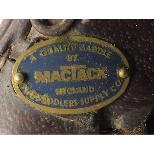 2116 - Vintage brown leather horse saddle