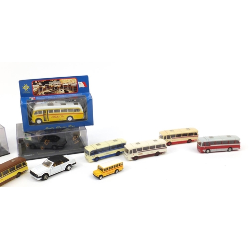 2538 - Die cast vehicles including Guinness advertising and EFE busses