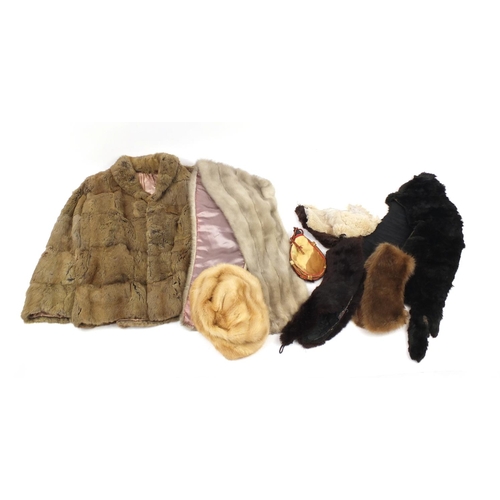 2476 - Fur jackets and stoles including rabbit fur