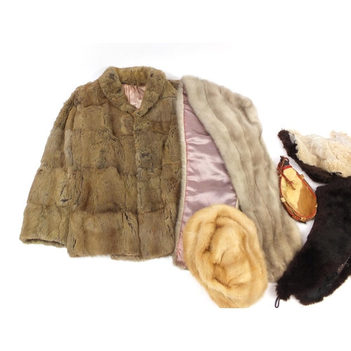 2476 - Fur jackets and stoles including rabbit fur