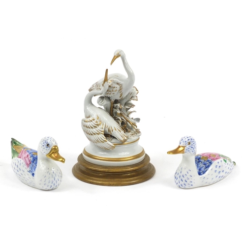 2161 - Pair of Vista Alegre ducks and a Naples group of two herons, the largest 22cm high