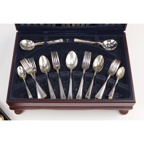 2350 - Viners mahogany canteen of silver plated cutlery and a set of desert spoons