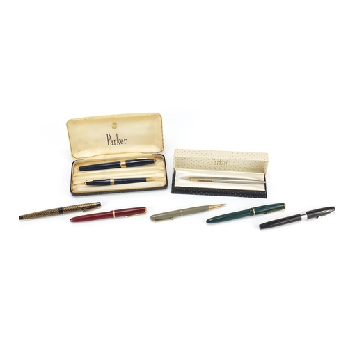 760 - Vintage and later fountain pens and propelling pencils, some with gold nibs, including Parker and Sh... 